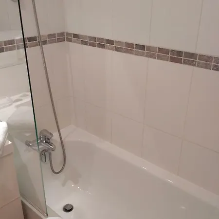Apartmán Rooftop- Jacuzzi - Terrasse - Parking Antibes