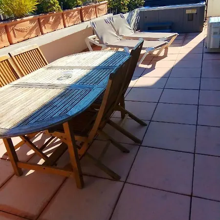 Rooftop- Jacuzzi - Terrasse - Parking * アンティーブ
