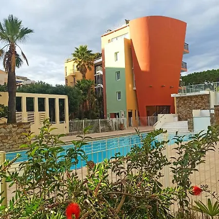 Rooftop- Jacuzzi - Terrasse - Parking Appartement Antibes