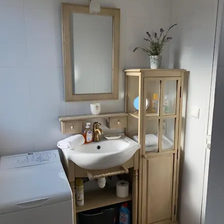 Rooftop- Jacuzzi - Terrasse - Parking Appartement *